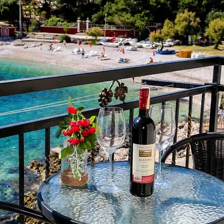 Duje Milna Milna (Hvar)