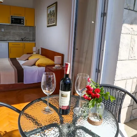 Duje Milna * Milna (Hvar)