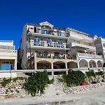 Duje Affittacamere Milna (Hvar)