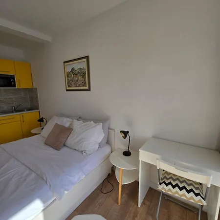 Duje 4*
